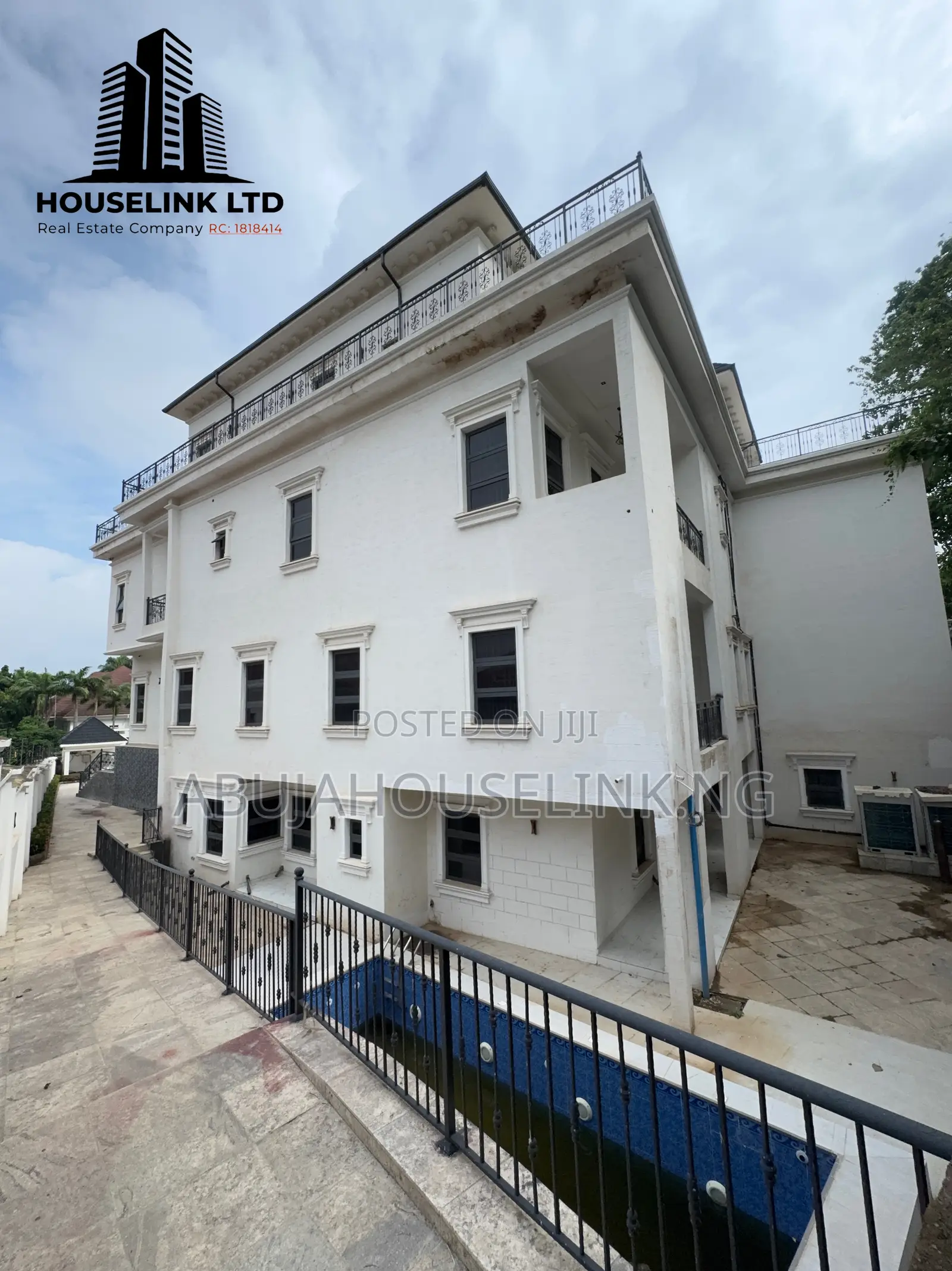 8bdrm Mansion in Maitama Main Abuja for sale in Maitama