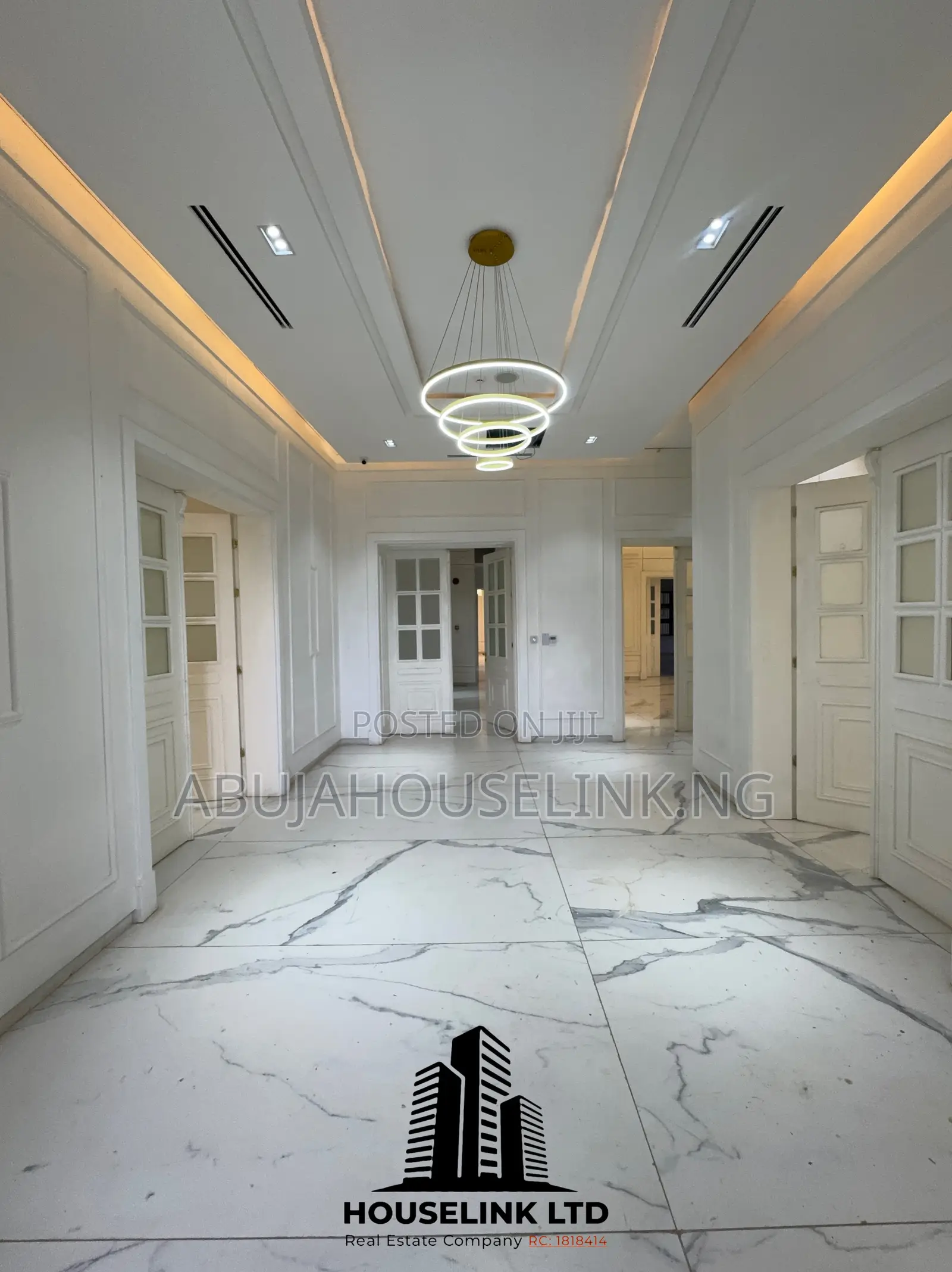 8bdrm Mansion in Maitama Main Abuja for sale in Maitama