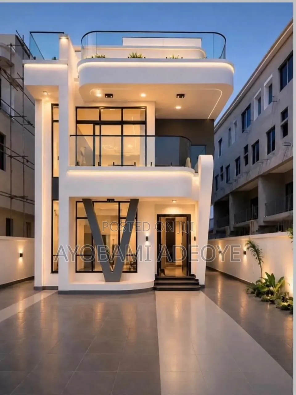 5bdrm Maisonette in Lekki Phase 1 for sale in Lekki Phase 1