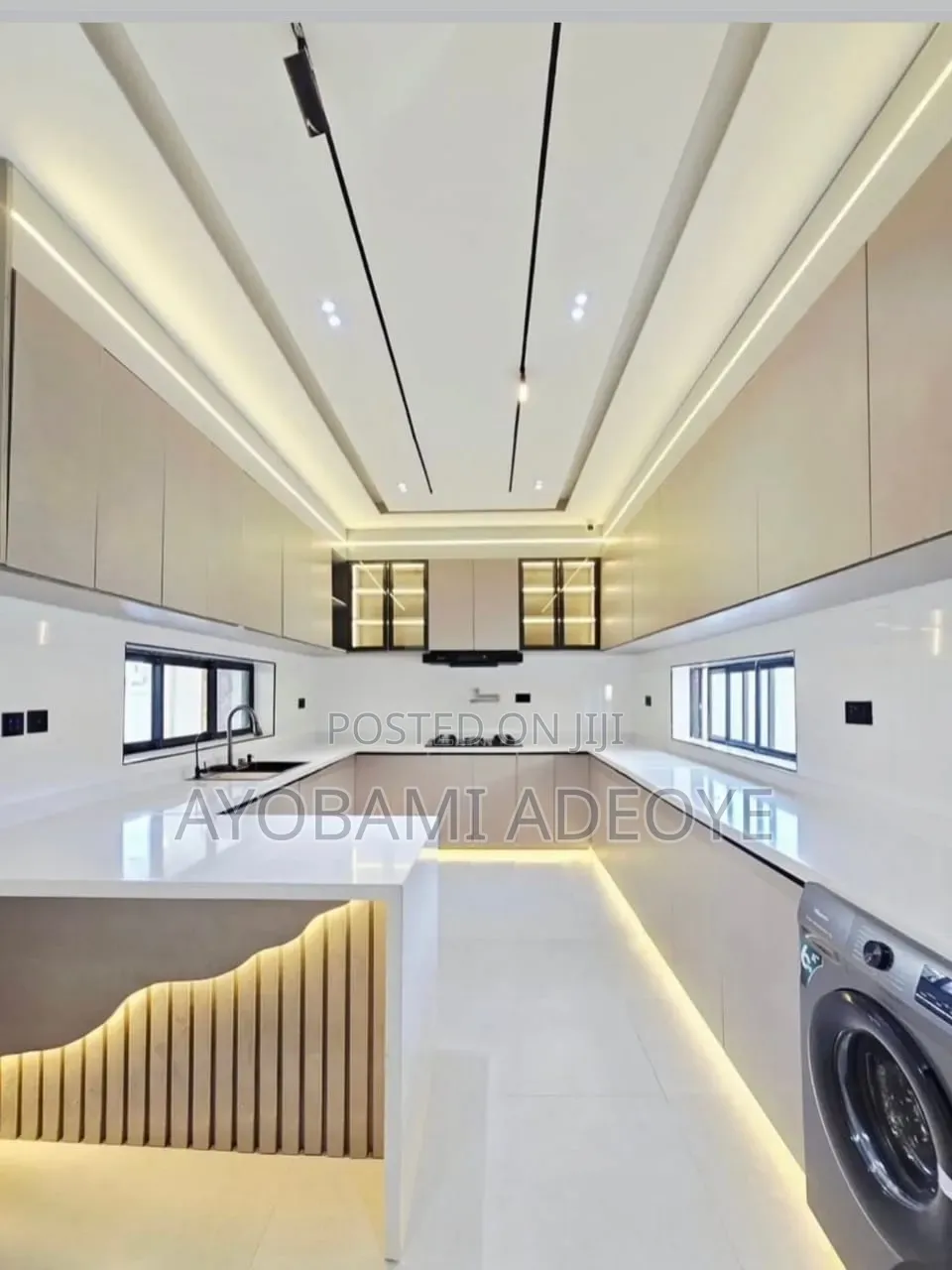 5bdrm Maisonette in Lekki Phase 1 for sale in Lekki Phase 1