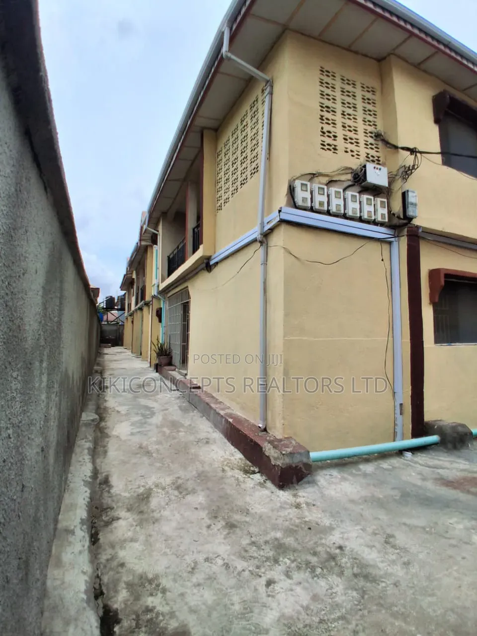 3bdrm Block of Flats in Liberty Estate, Festac for sale in Festac
