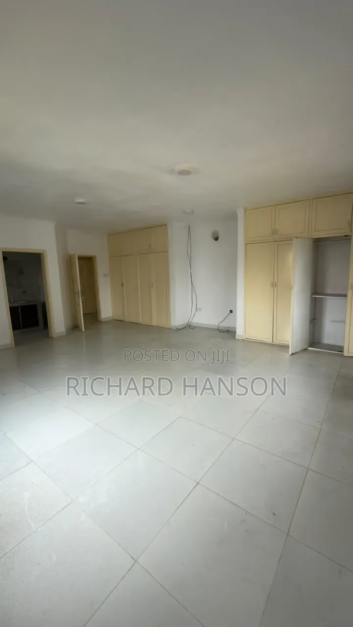 3bdrm Apartment in In Lekki for rent in Lekki Phase 1
