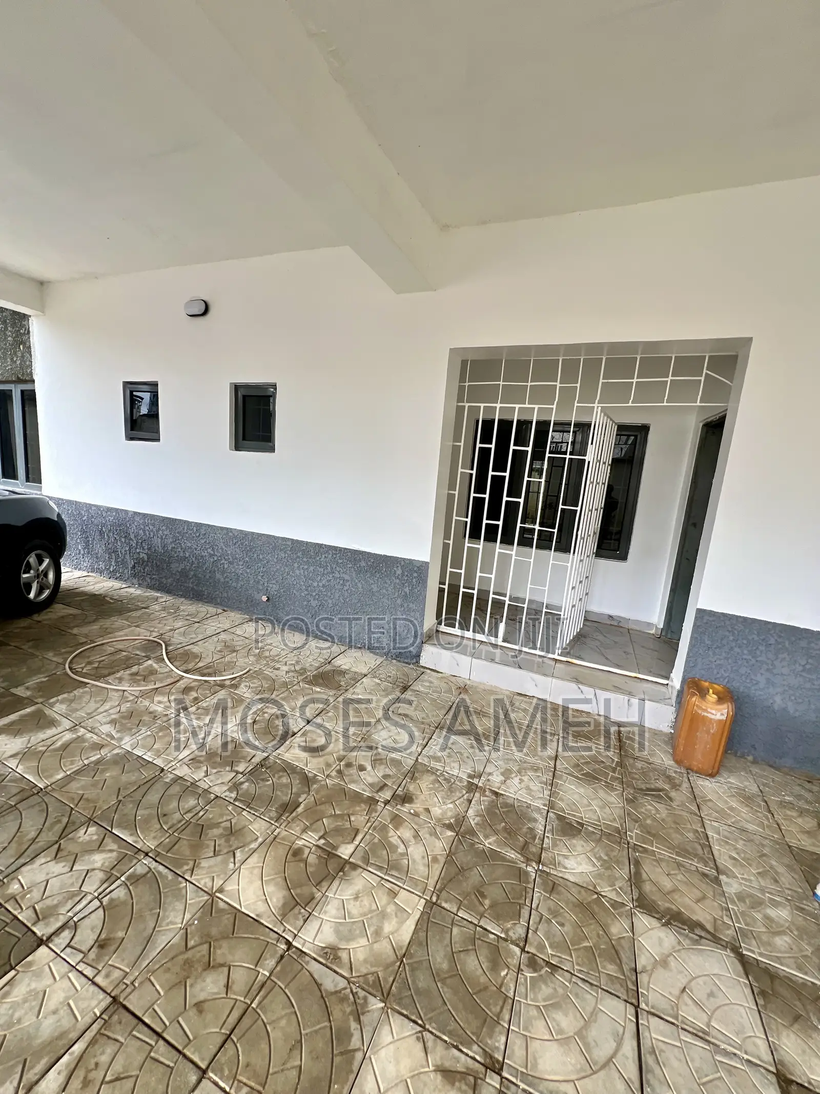 3bdrm Block of Flats in Wuye for sale in Wuye