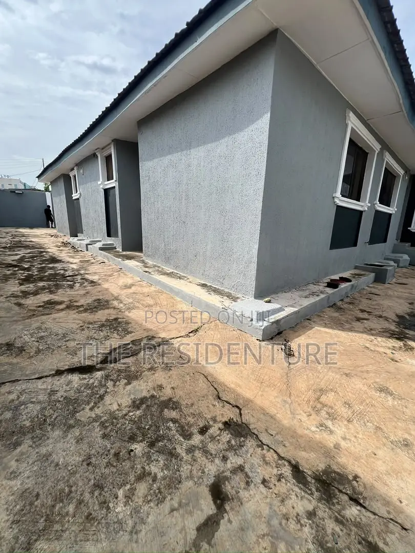 Premium Land for Sale in Oluyole Estate