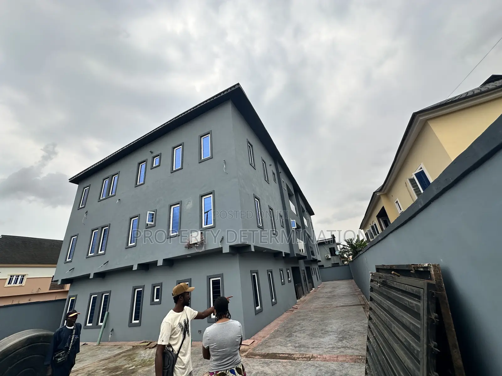 3bdrm Block of Flats in Isheri North for sale in Isheri North