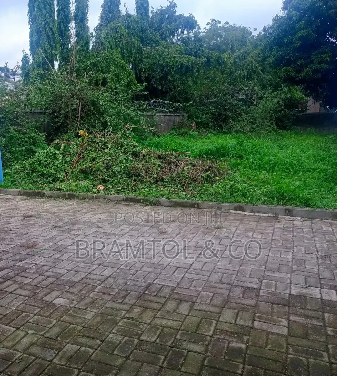 1600Sqm Residential CofO in Wuye Main in Wuye
