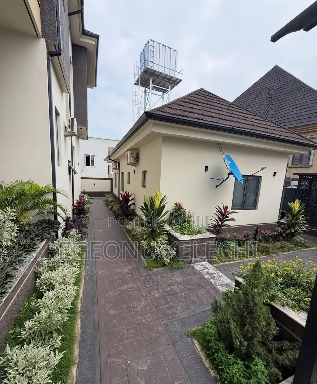 5bdrm Duplex in Naf Valley Estate, for sale in Asokoro