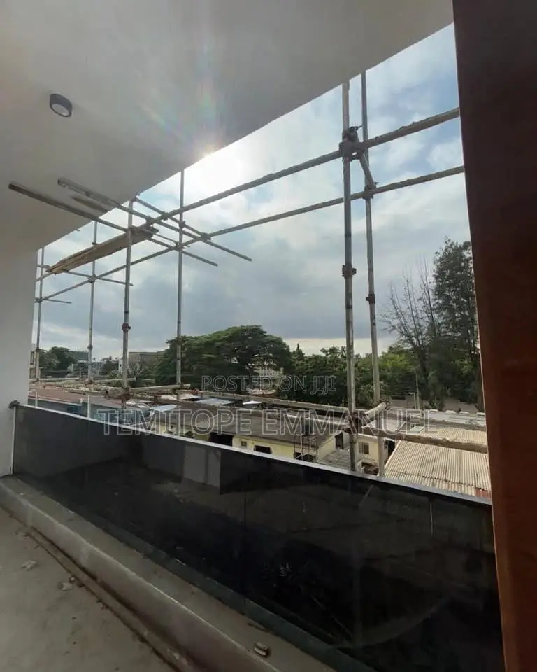 Furnished 3bdrm Apartment in Ikeja GRA for sale in Ikeja GRA
