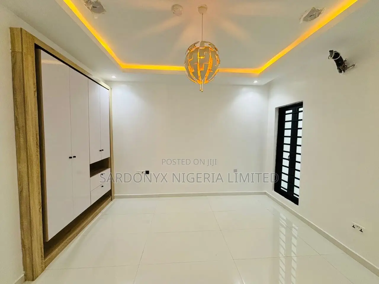 5bdrm Duplex in Lekki Phase 2 for sale in Lekki Phase 2