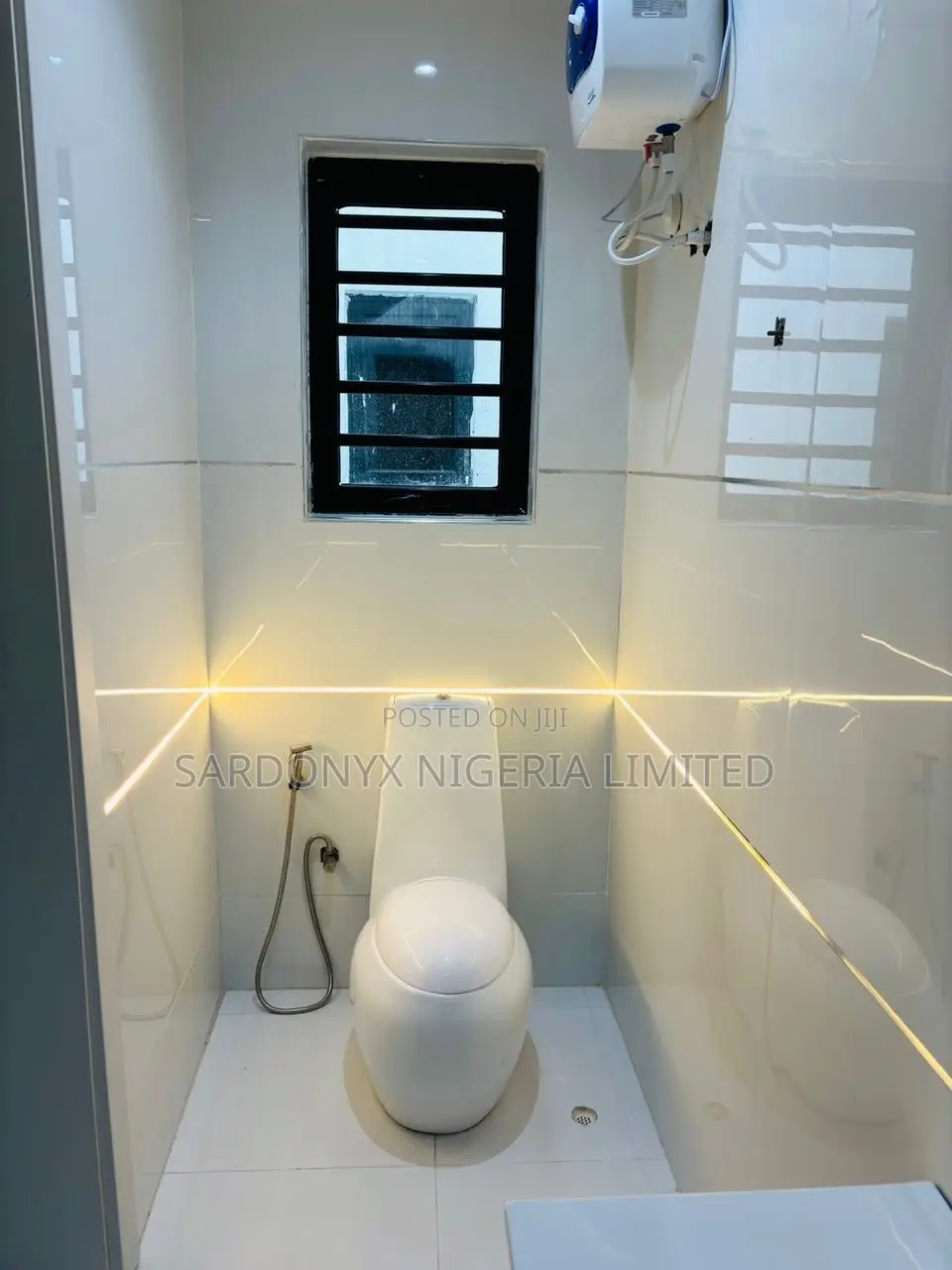 5bdrm Duplex in Lekki Phase 2 for sale in Lekki Phase 2