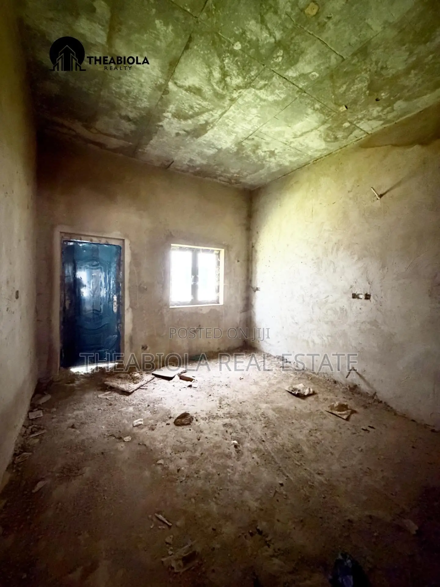 4bdrm Townhouse/Terrace in Fha Lugbe, Abuja for sale in Lugbe District