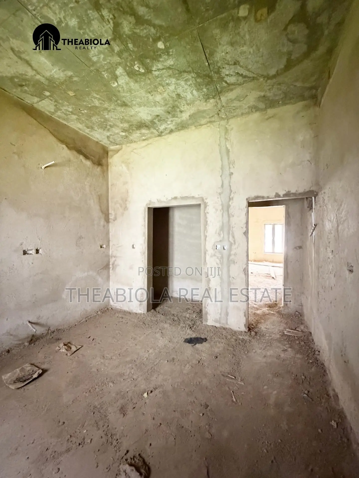 4bdrm Townhouse/Terrace in Fha Lugbe, Abuja for sale in Lugbe District