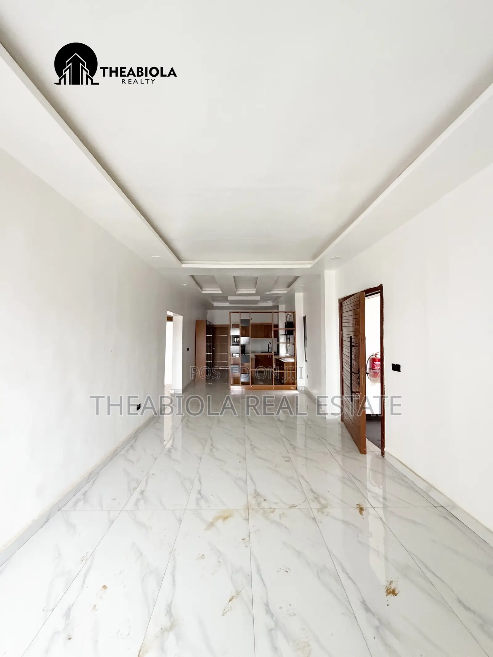 3bdrm Apartment in Katampe Main, Abuja for sale in Katampe (Main)