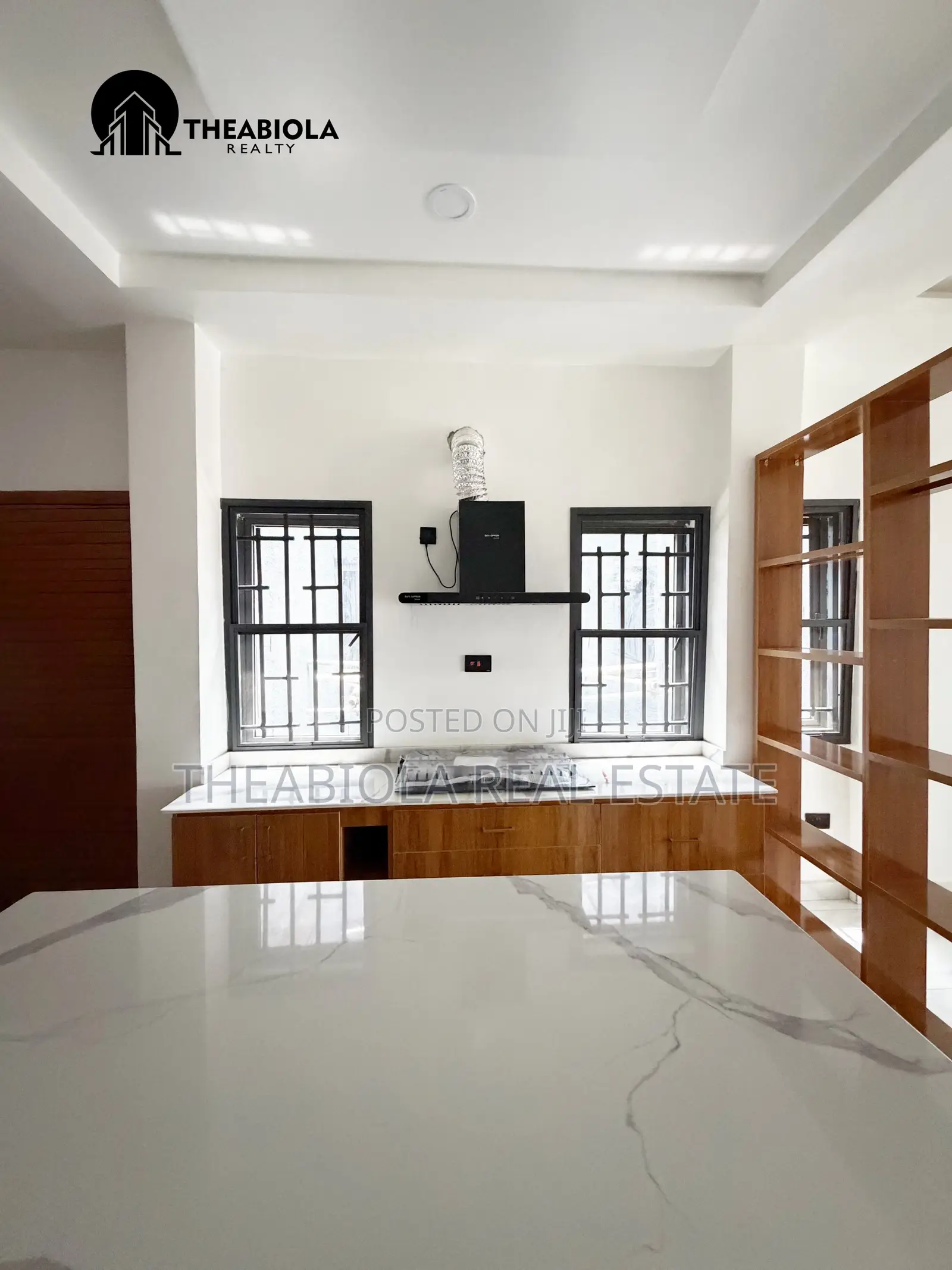 3bdrm Apartment in Katampe Main, Abuja for sale in Katampe (Main)