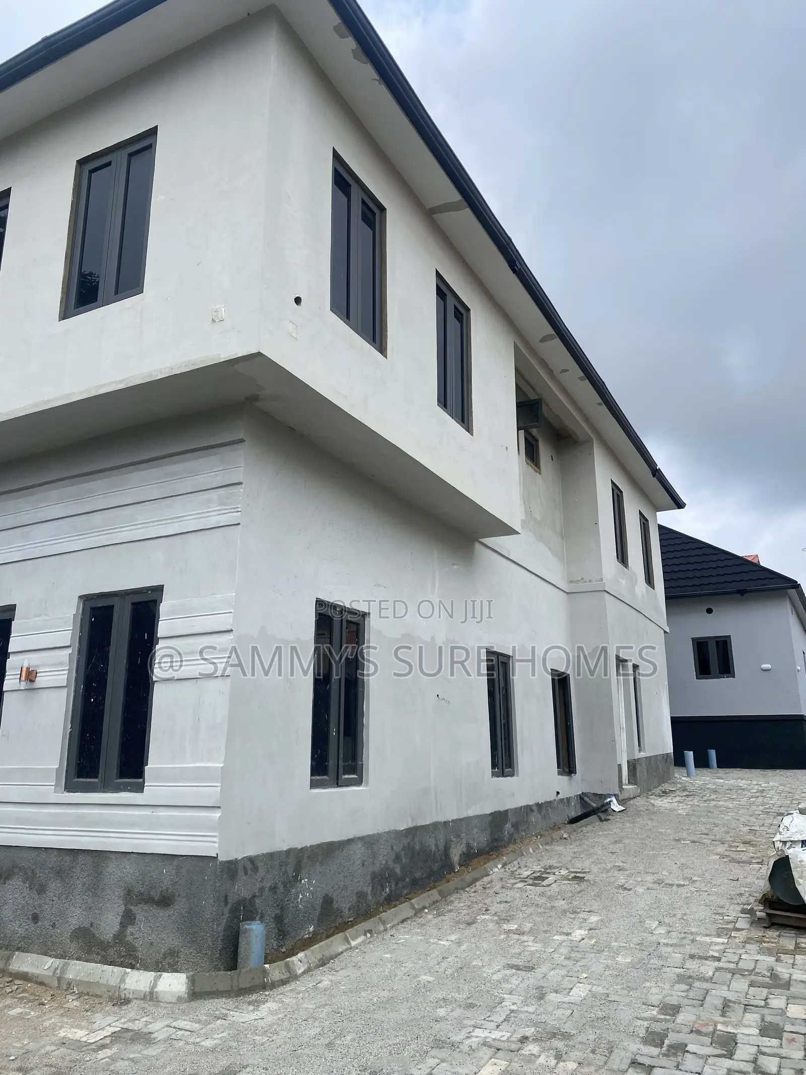 5bdrm Duplex in 35 Road 3Rd Avenue for rent in Gwarinpa