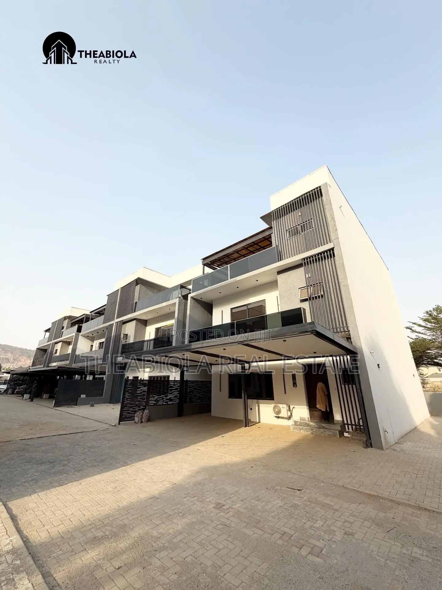 5bdrm Duplex in Katampe Extension, for sale in Katampe Extension