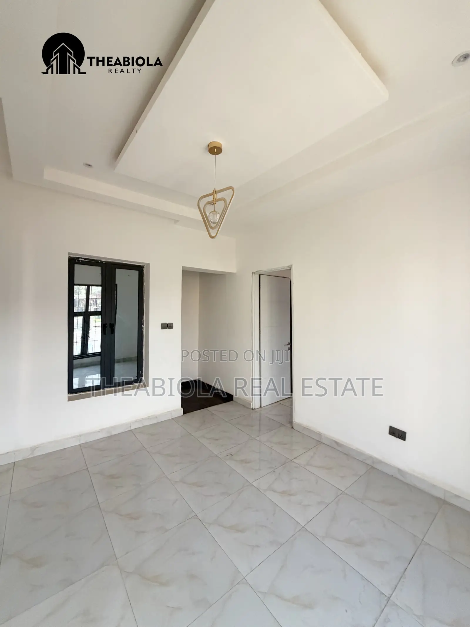 4bdrm Townhouse/Terrace in Guzape, Abuja for sale in Guzape District