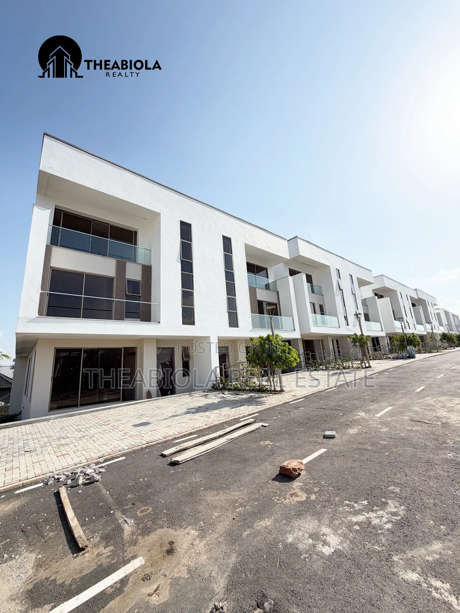 4bdrm Duplex in Guzape, Abuja for sale in Guzape District
