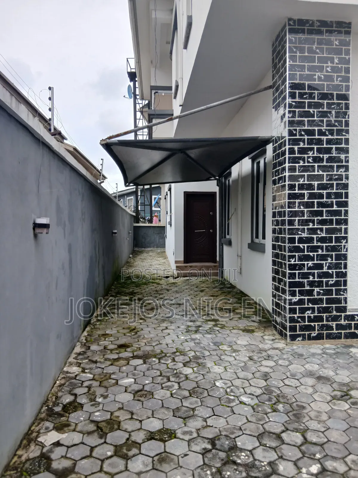 4bdrm Duplex in Thomas Estate Ajah for sale in Thomas Estate