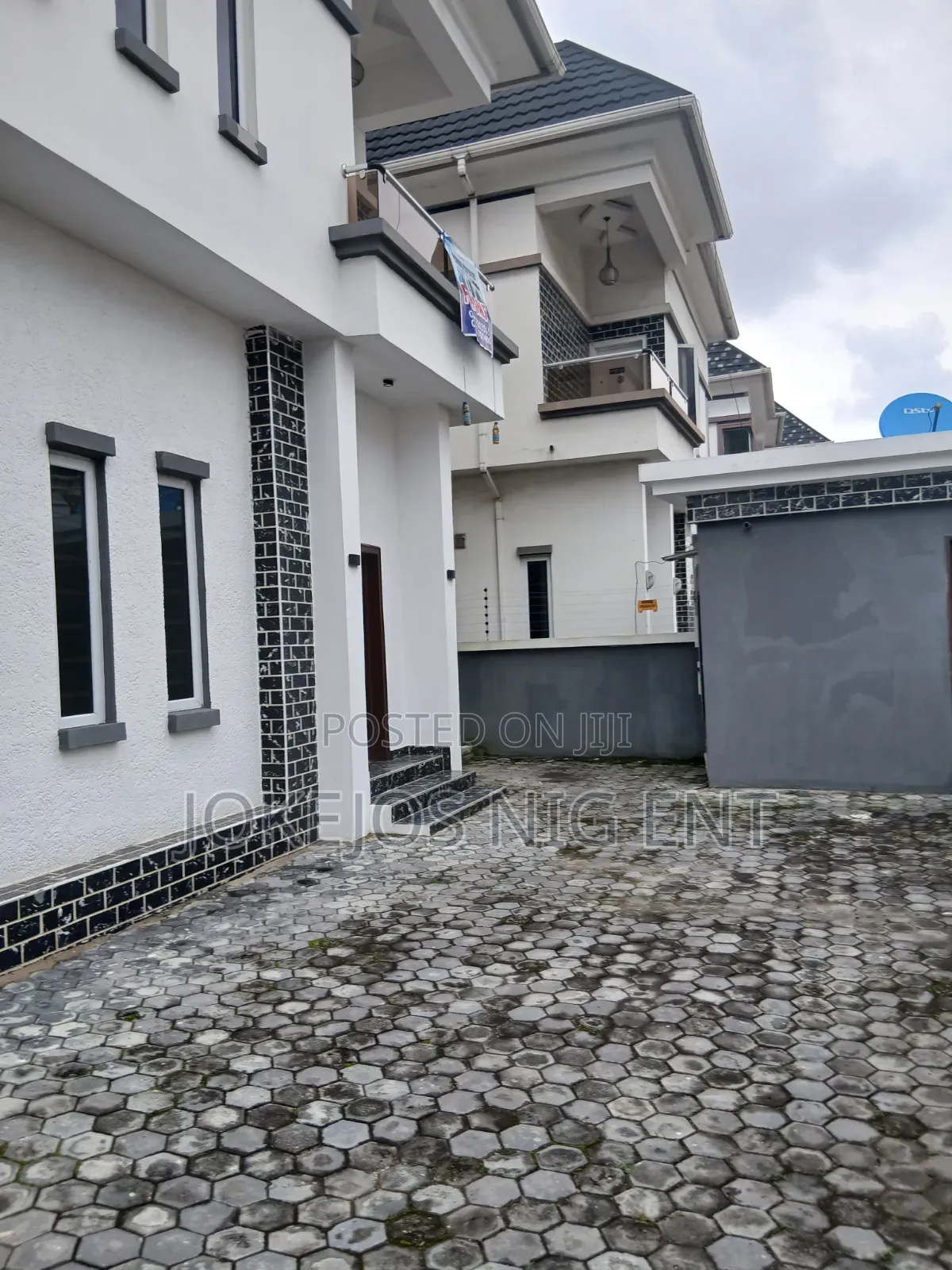 4bdrm Duplex in Thomas Estate Ajah for sale in Thomas Estate