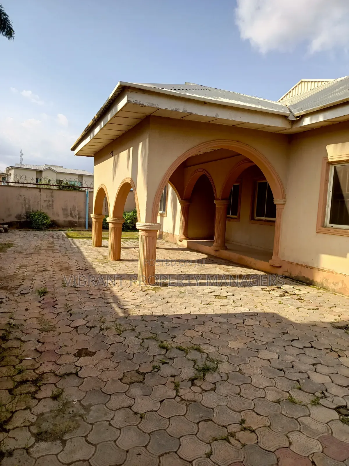 4bdrm Bungalow in Barnawa Phase 2, Kaduna / Kaduna State for sale in Kaduna / Kaduna State