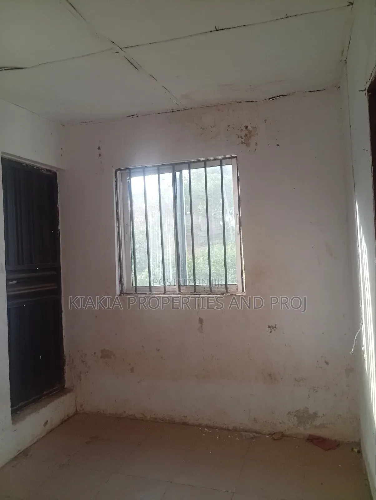 1bdrm Bungalow in Olorunda Akobo for sale in Akobo