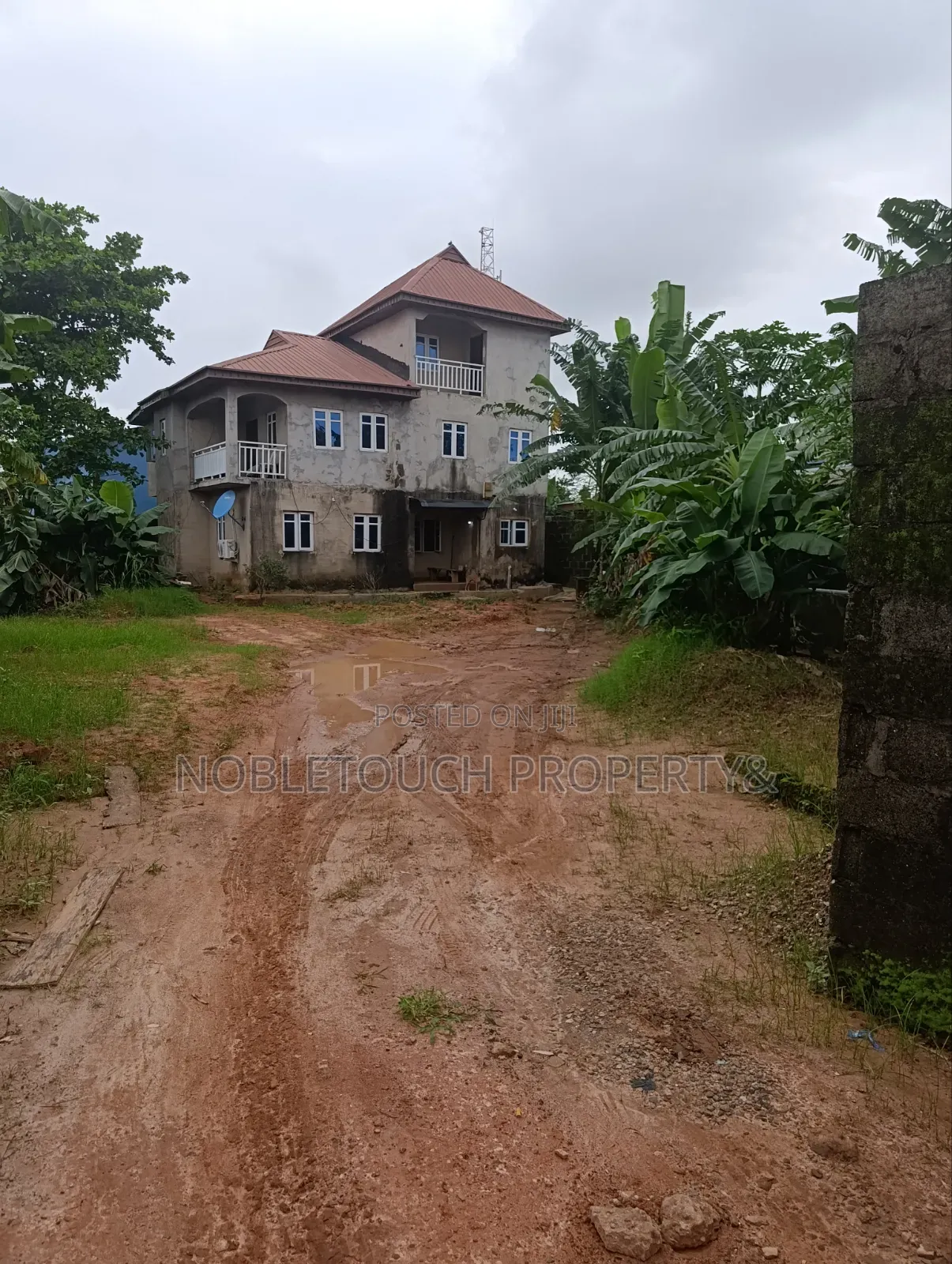 6bdrm Duplex in Liasu Road Ikotun, Iseri Olofin for sale in Iseri Olofin