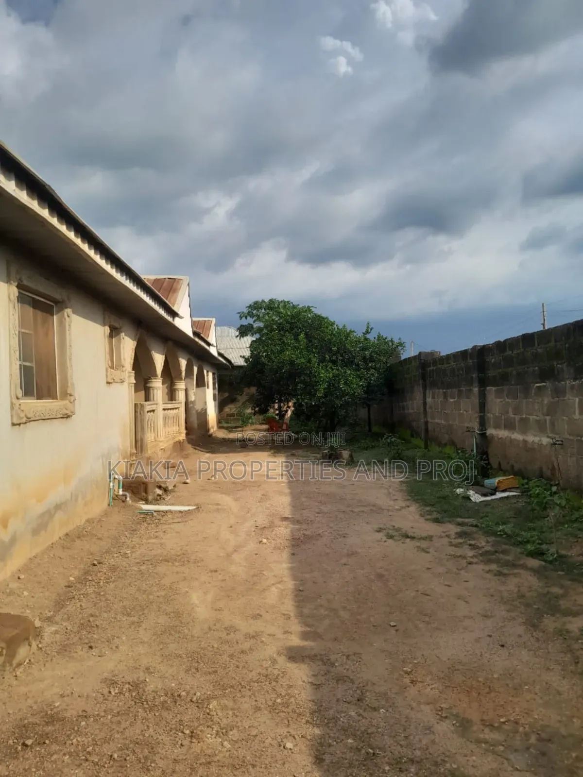 6bdrm Bungalow in Moniya for sale in Moniya