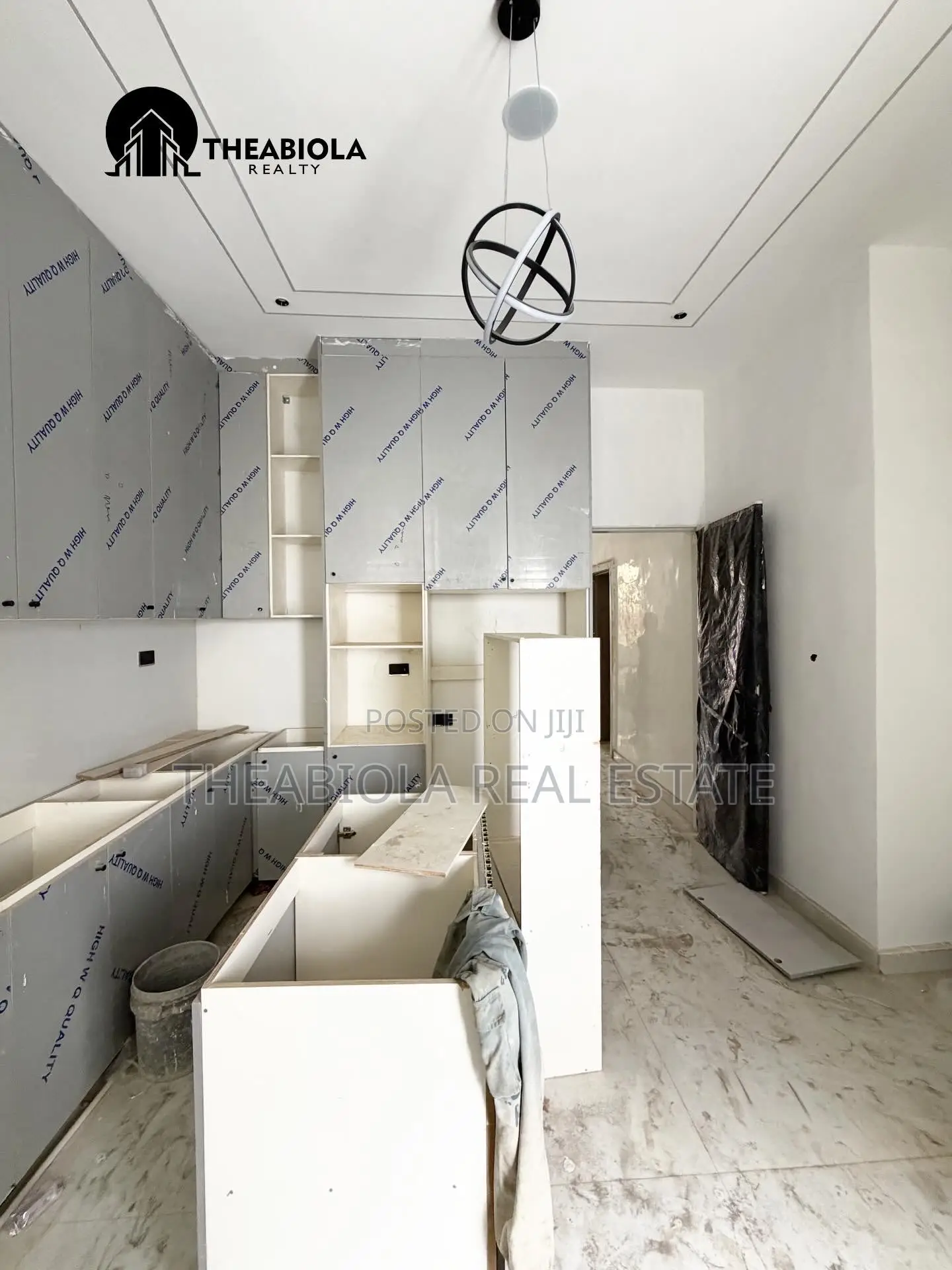 5bdrm Duplex in Apo Resettlement, for sale in Apo Resettlement