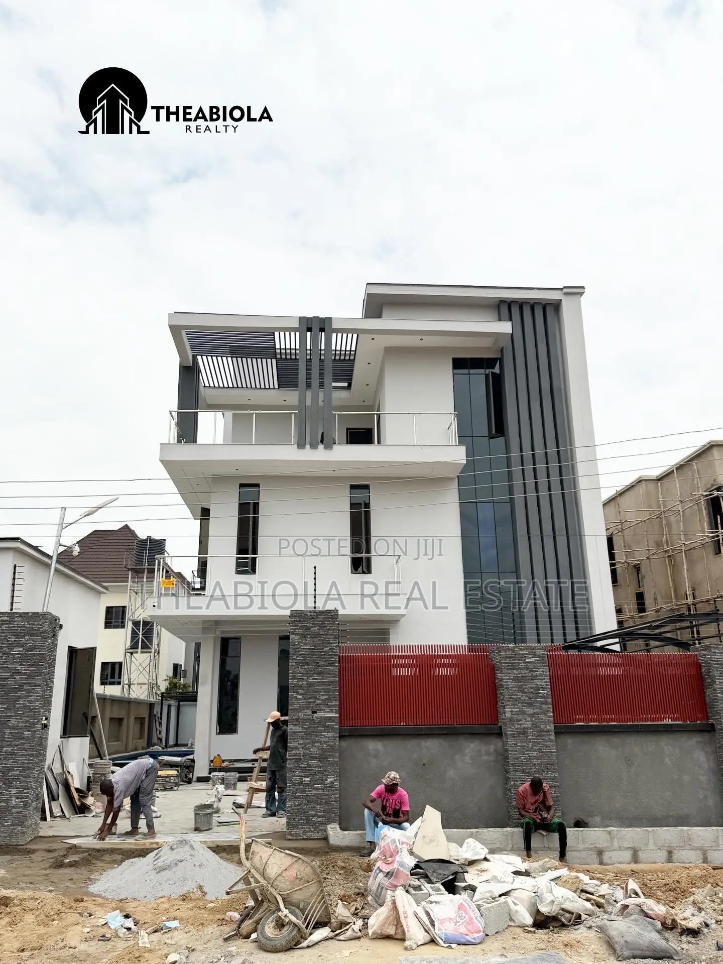 5bdrm Duplex in Apo Resettlement, for sale in Apo Resettlement