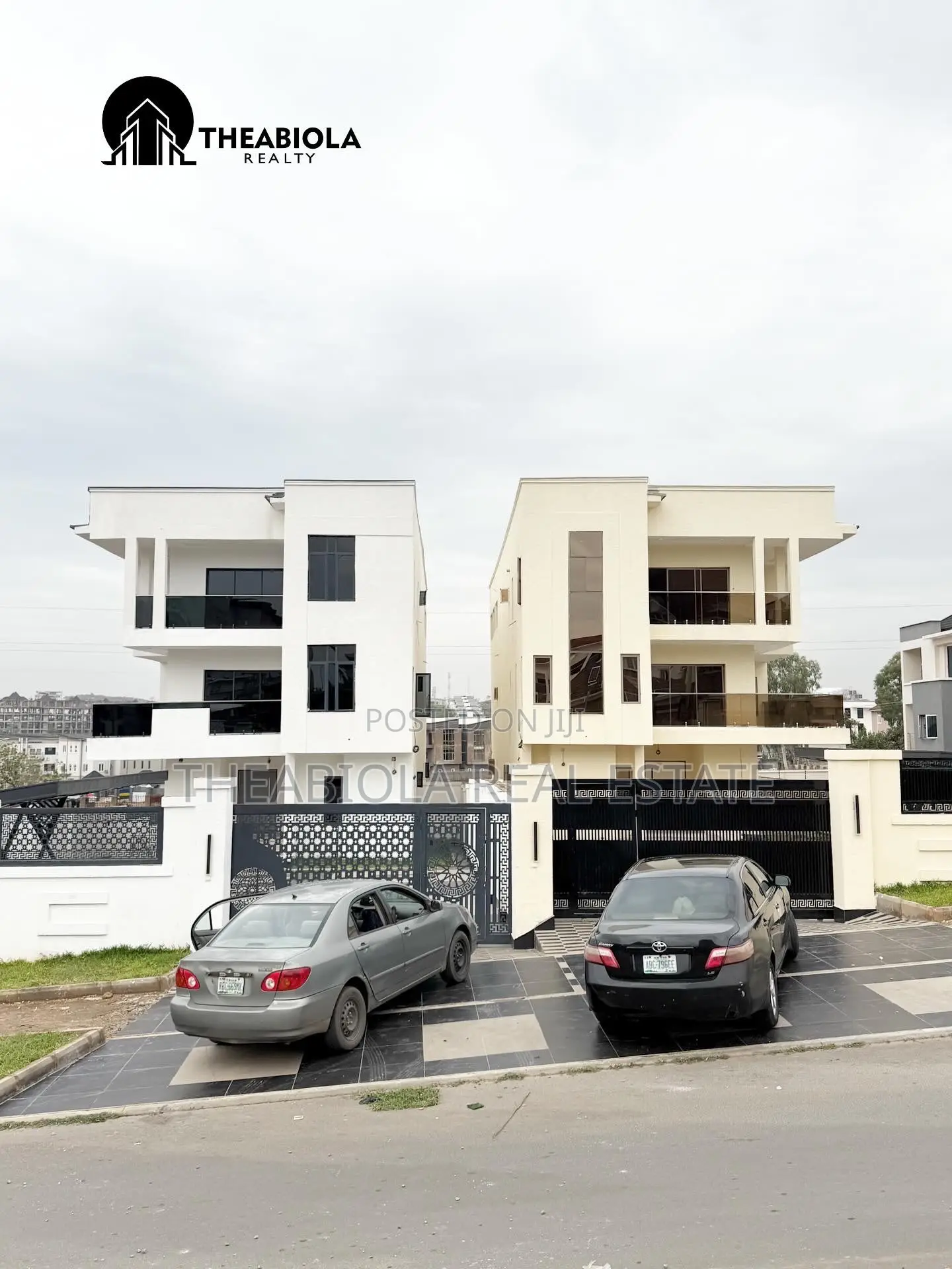 7bdrm Duplex in Guzape, Abuja for sale in Guzape District