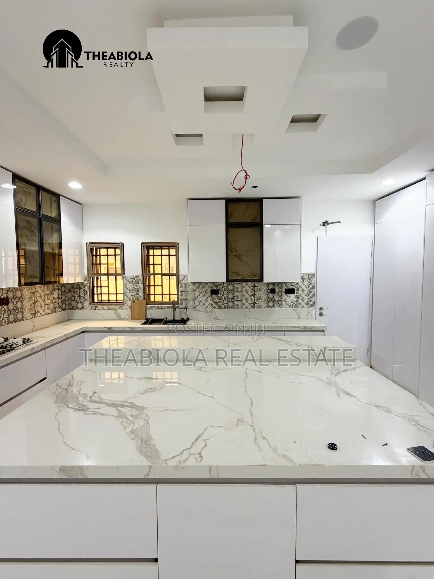 7bdrm Duplex in Guzape, Abuja for sale in Guzape District