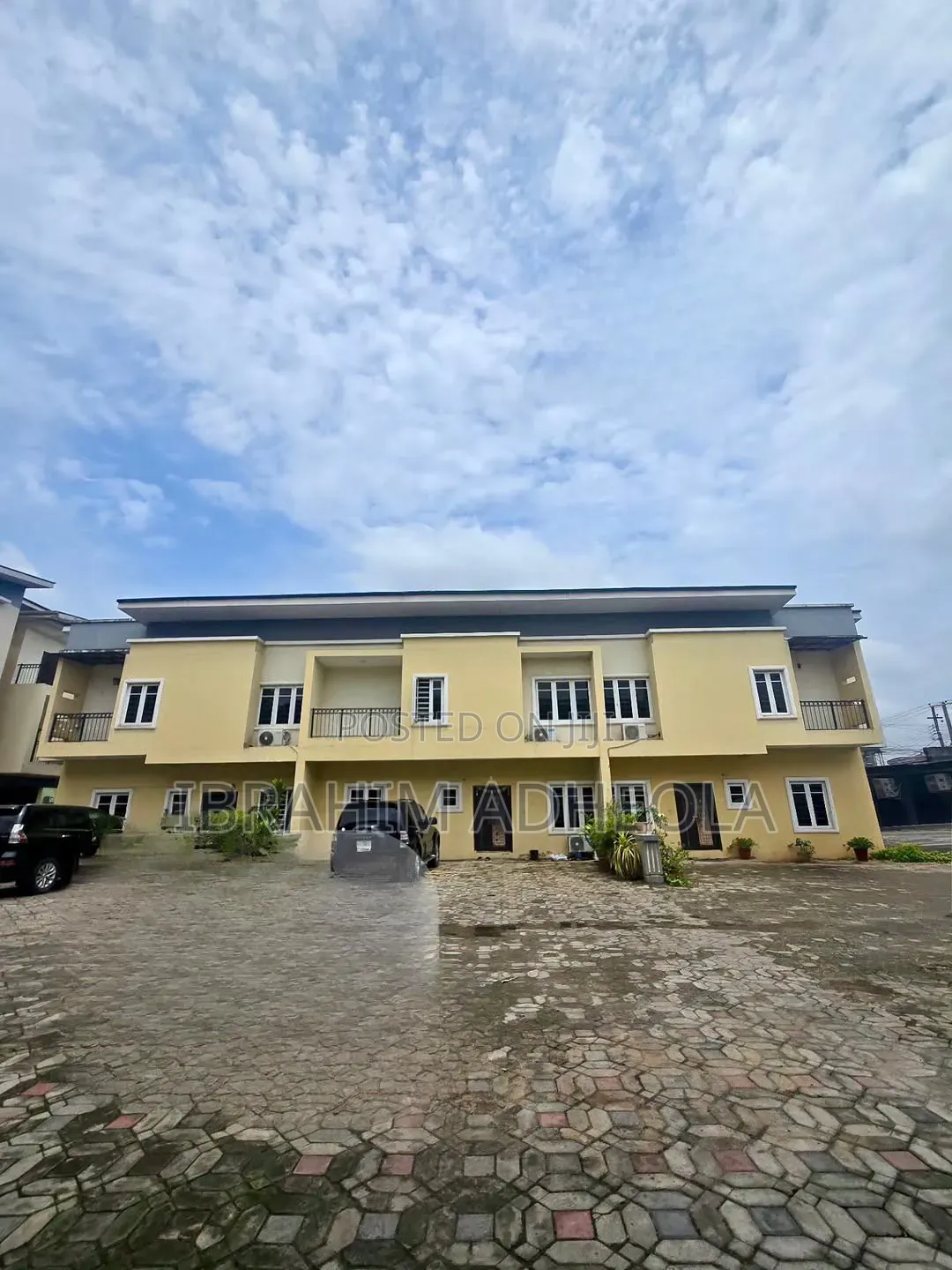 4bdrm Townhouse/Terrace in Ilupeju for sale in Ilupeju Industrial Estate