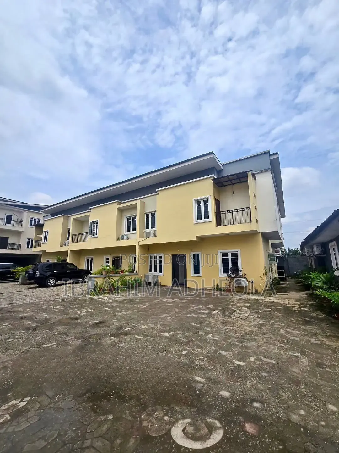 4bdrm Townhouse/Terrace in Ilupeju for sale in Ilupeju Industrial Estate