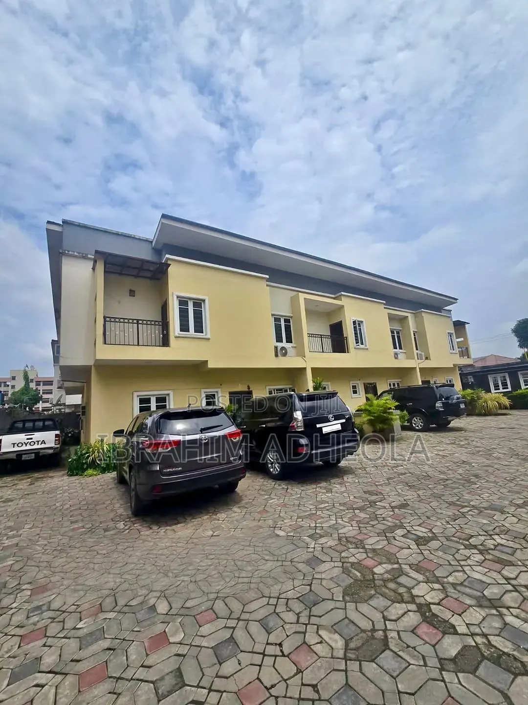 4bdrm Townhouse/Terrace in Ilupeju for sale in Ilupeju Industrial Estate