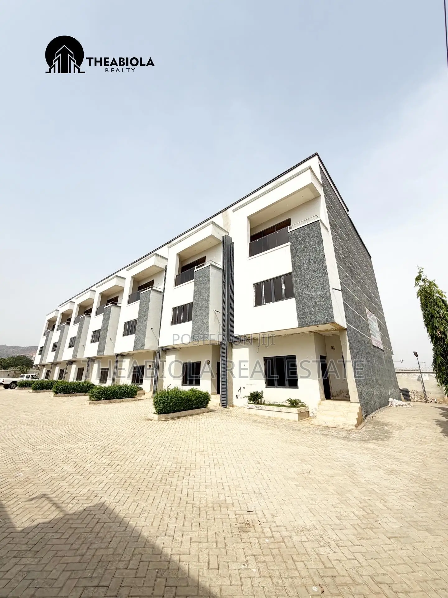 4bdrm Townhouse/Terrace in Jahi, Abuja for sale in Jahi
