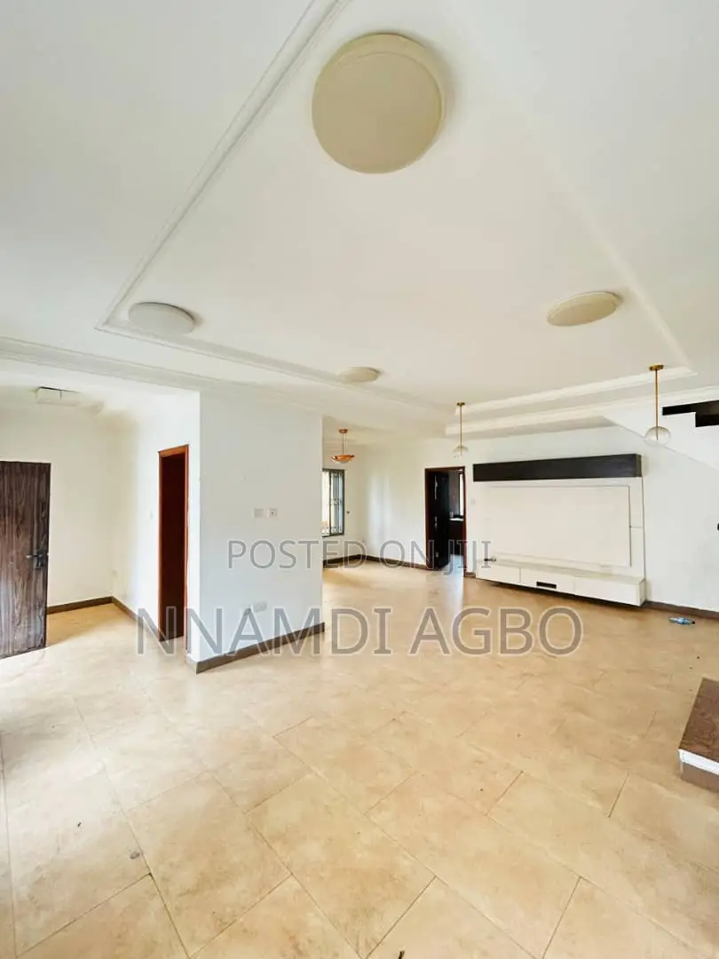 4bdrm Duplex in Victoria Island Extension for sale in Victoria Island Extension