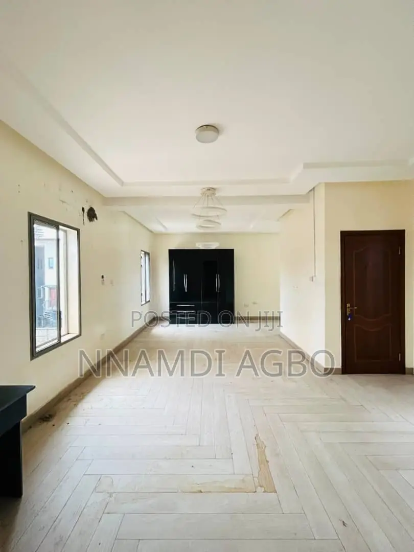 4bdrm Duplex in Victoria Island Extension for sale in Victoria Island Extension