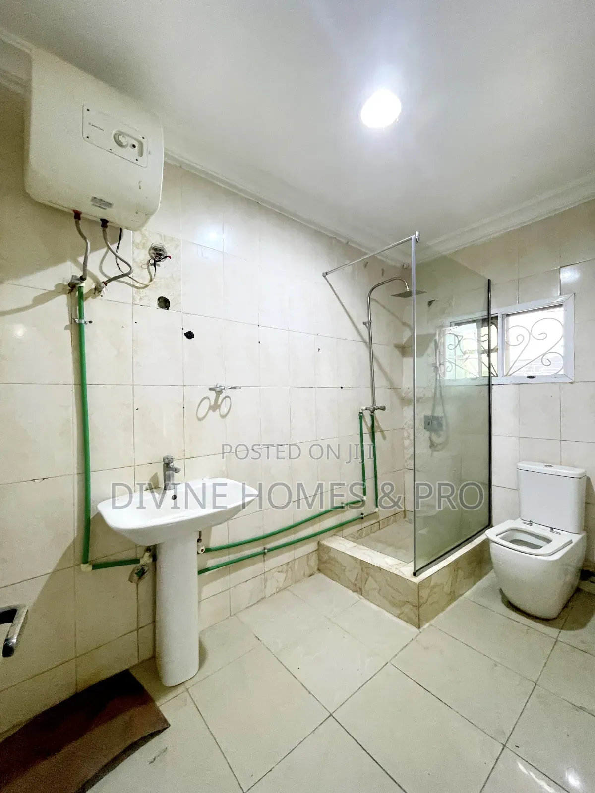3bdrm Block of Flats in Gwarinpa for rent in Gwarinpa