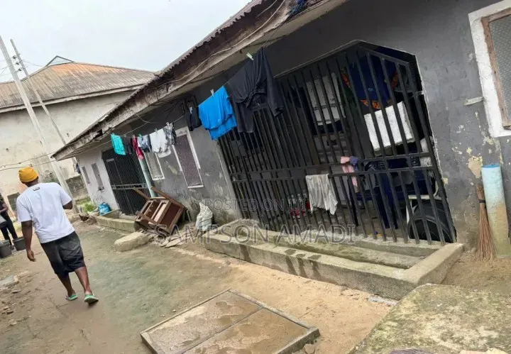 10 Units of One Bedroom,6 Units of Self Contain ,10 Single Room,3shop in Rumuigbo