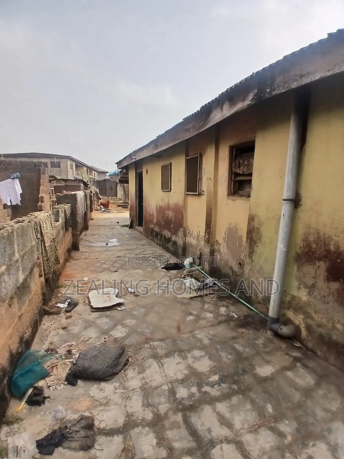 5bdrm Block of Flats in Pipeline, Iyana Ipaja for sale in Iyana Ipaja