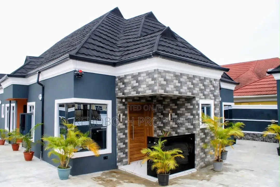 3bdrm Bungalow in Akuru, Akala Express for sale in Akala Express