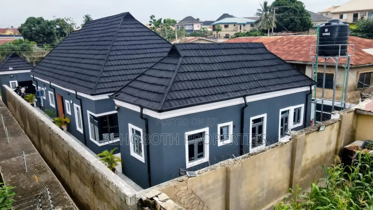 3bdrm Bungalow in Akuru, Akala Express for sale in Akala Express