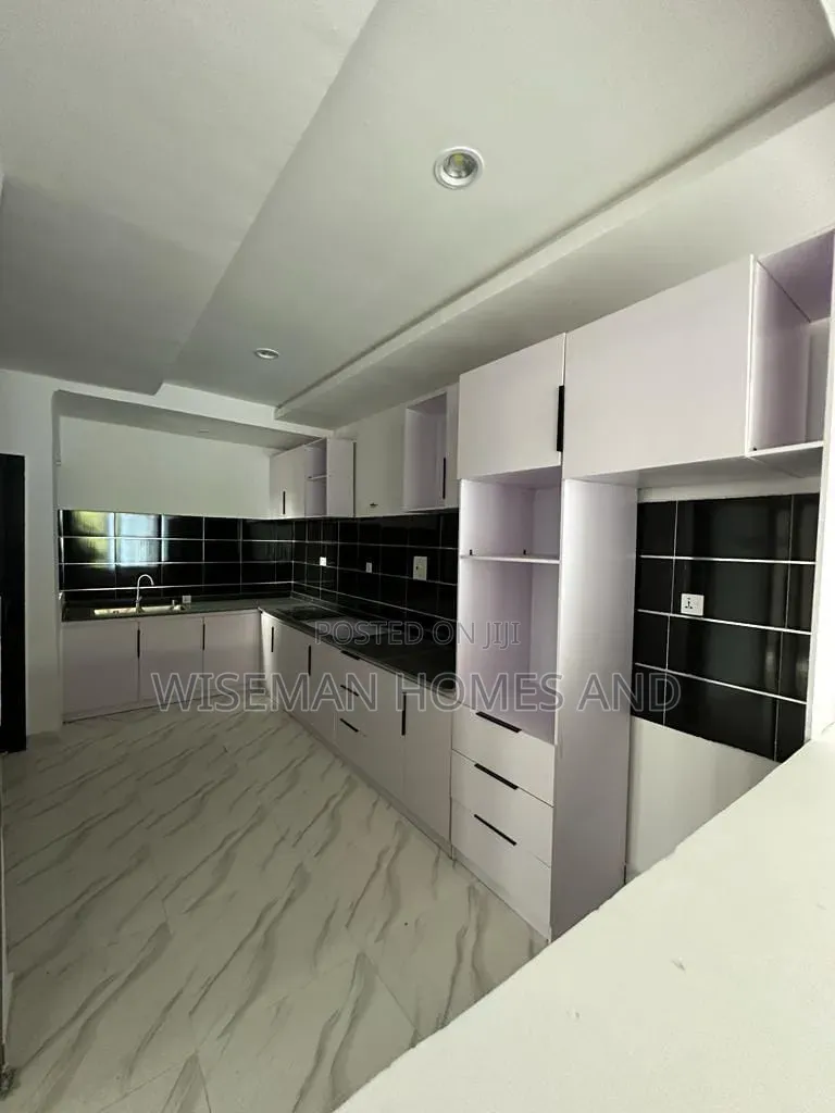 2bdrm Apartment in Osapa London Lekki for rent in Osapa london