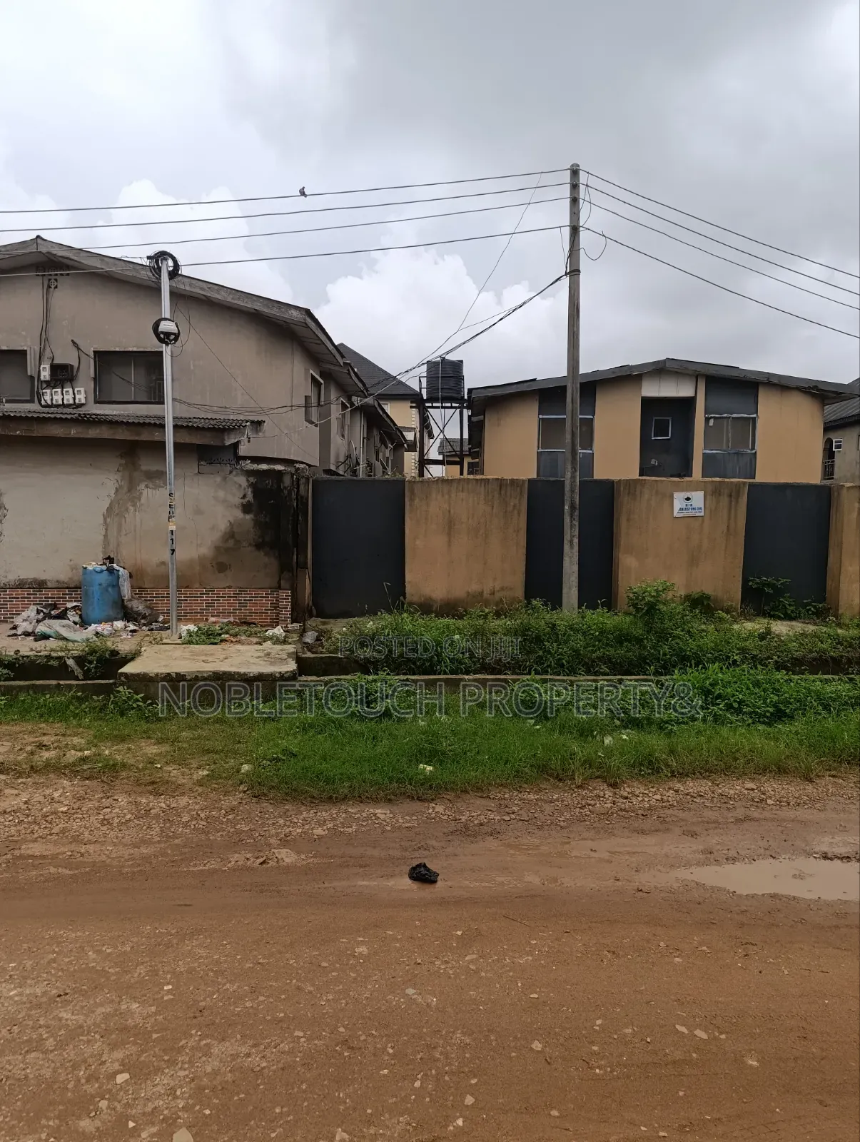3bdrm Block of Flats in Liasu Road Idimu, Iseri Olofin for sale in Iseri Olofin