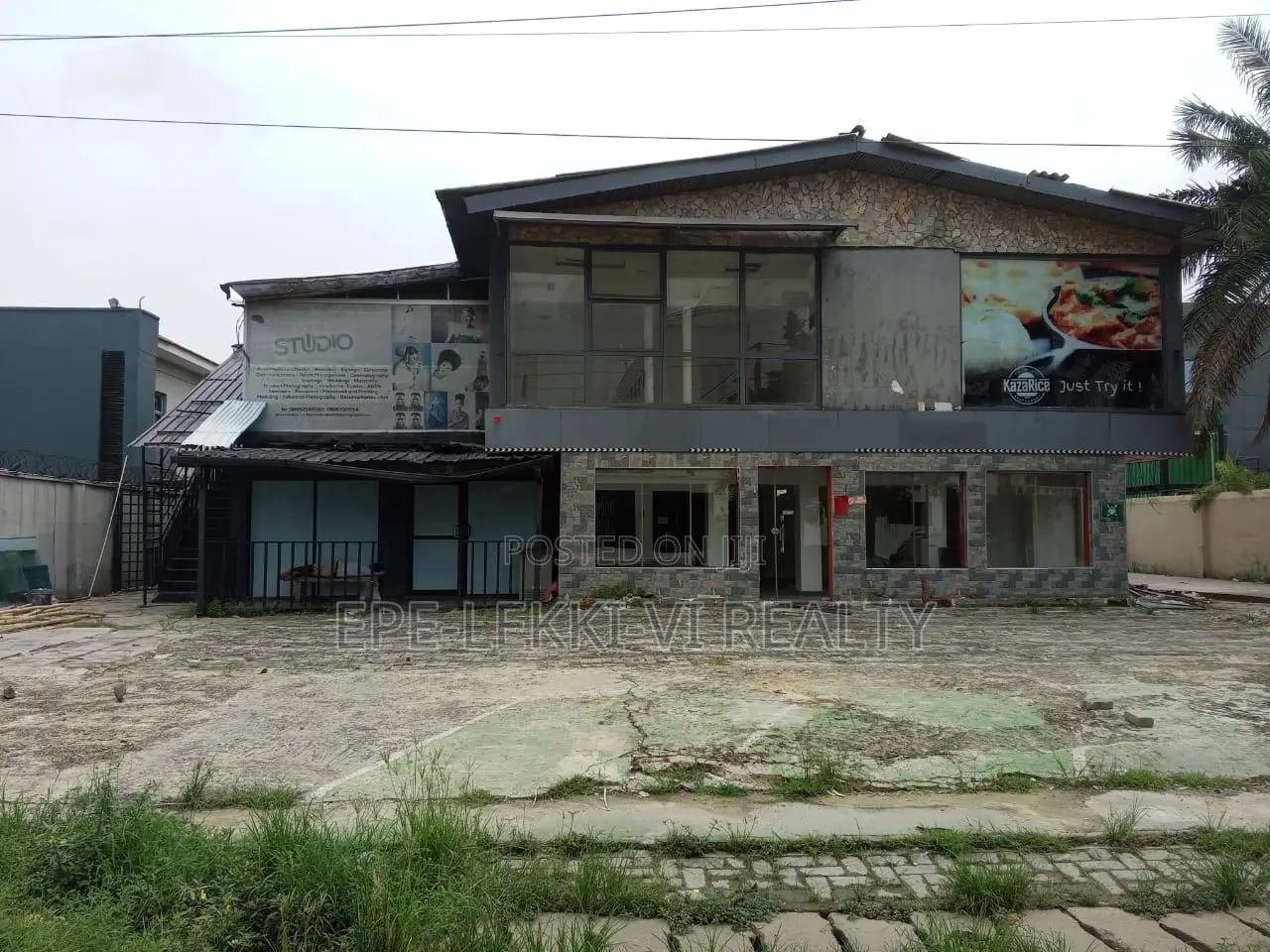 A Massive Standard Commercial Property for Lease in Victoria Island in Victoria Island