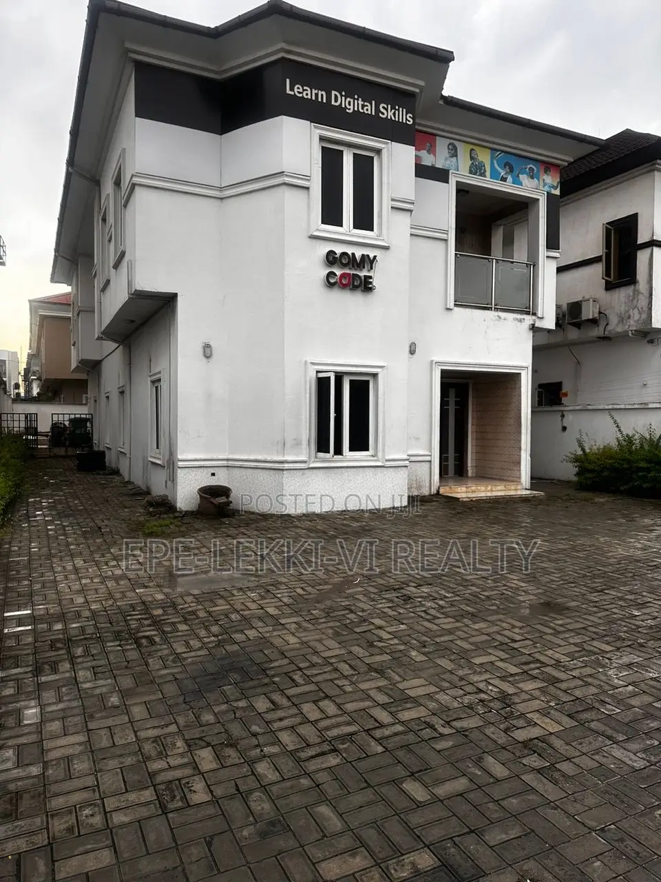 5bdrm Duplex in Lekki Phase 1 for rent in Lekki Phase 1