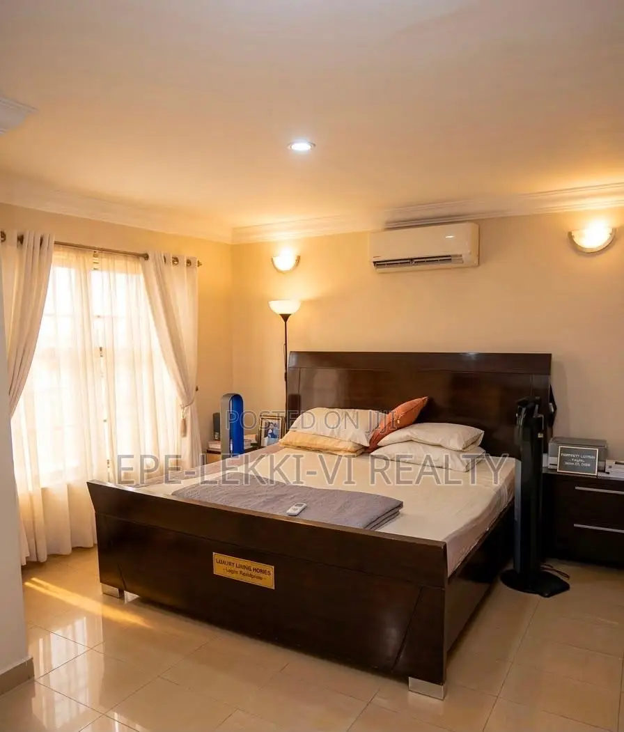 4bdrm Townhouse/Terrace in Victoria Island for sale in Victoria Island