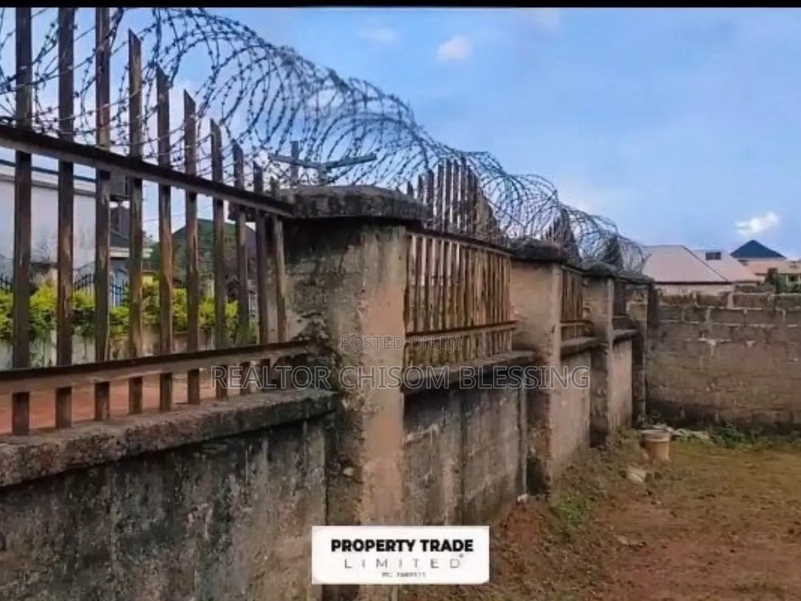 4bdrm Bungalow in Isieke Housing for sale in Umuahia
