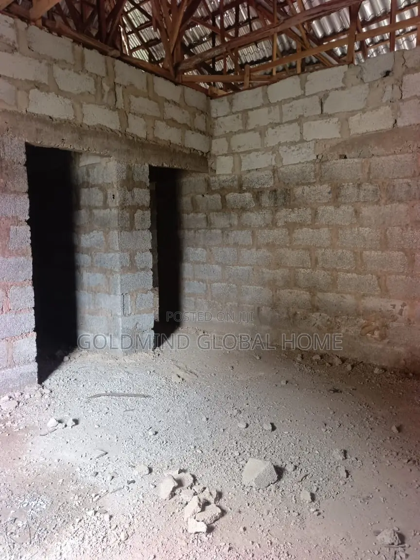 2bdrm Bungalow in Lugbe District. for sale in Sabon Lugbe